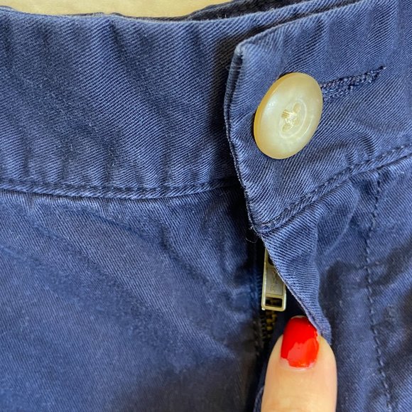 Khakis by GAP Girlfriend 4 Inch Short Size 8 Dark Blue Cotton Spandex - Picture 4 of 10